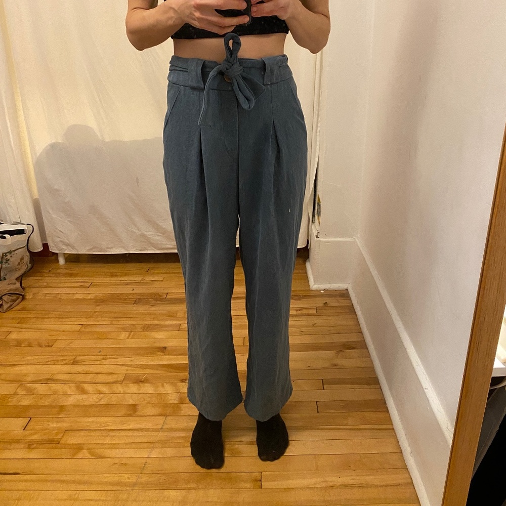 Blue-gray pants, super soft, solid textile